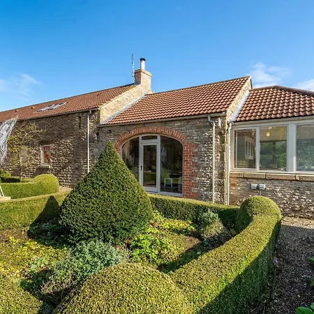 2 Bed In Scarborough 79521
