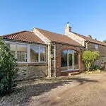 2 Bed In Scarborough Oc-79521